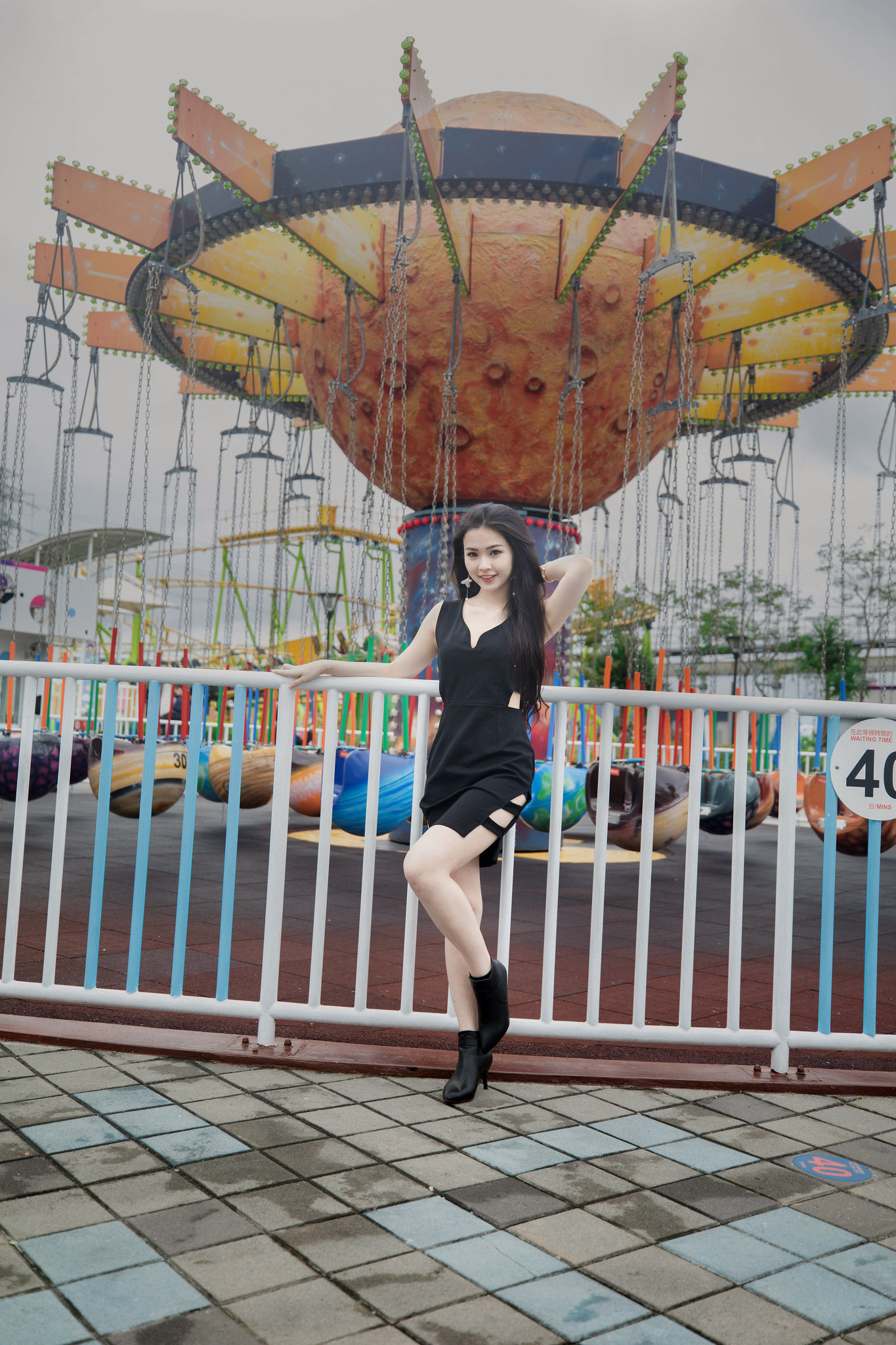 沈秋國作品  邻家女孩杨宓凌